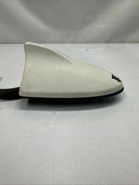 2020 TO 2024 INFINITI Q50 RADIO ANTENNA FM ROOF SHARK FIN ASSY OEM 19AV25A WHITE