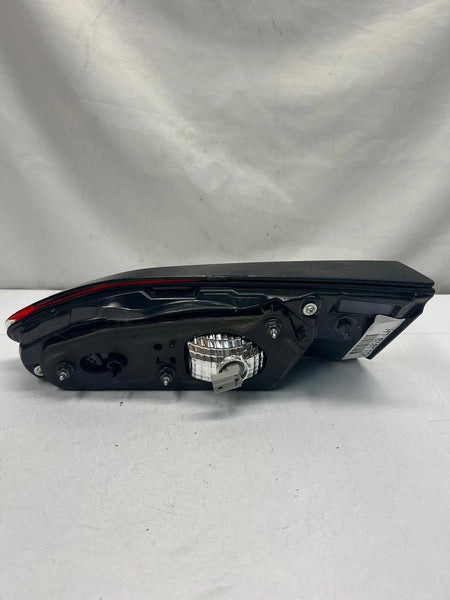 2022 2025 TOYOTA COROLLA CROSS TAIL LIGHT LIFTGATE MOUNTED LED LEFT SIDE ASSY