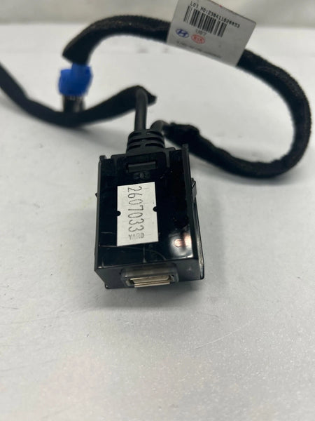 2023 HYUNDAI ELANTRA AUXILIAR USB PORT CHARGER ASSY OEM 96120AA0204X