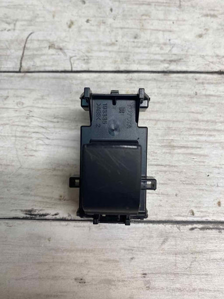 20 22 TOYOTA COROLLA REAR RIGHT OR LEFT DOOR SWITCH ASSY OEM