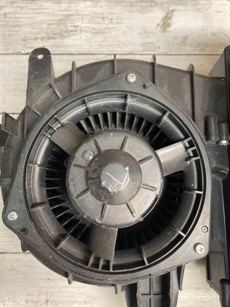17 19 NISSAN PATHFINDER COMPLETE EVAPORATOR WITH BLOWER MOTOR ASSY 272803JC3A