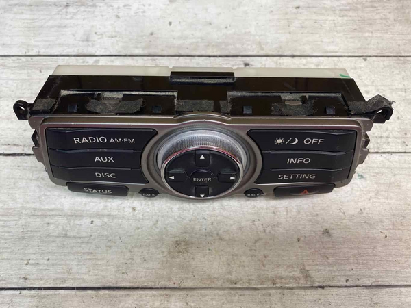 Infiniti G37 radio am fm 2010 2013 radio instrument control panel OEM 28395JK60D