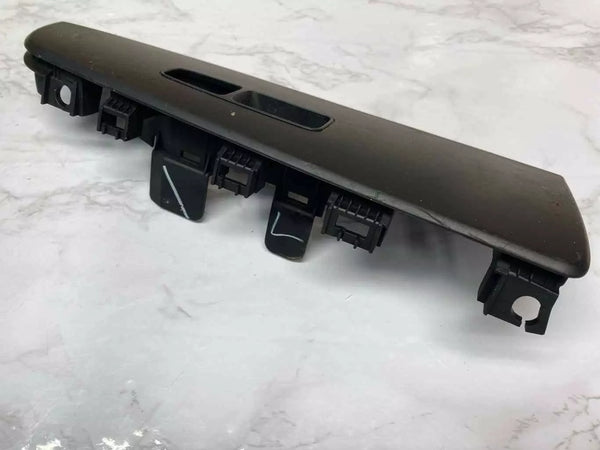 19 20 21 KIA FORTE INTERRUPTOR DE VENTANA DELANTERO DERECHO CUBIERTA DE MOLDURA SOLAMENTE OEM 4E75101110