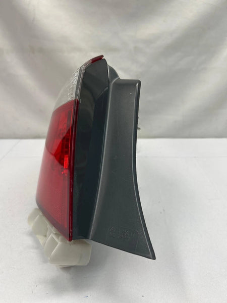 2014 2016 TOYOTA COROLLA TAIL LIGHT QUARTER PANEL LEFT SIDE ASSY OEM 8156002750