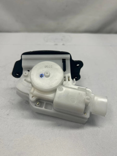 2023 TOYOTA COROLLA LIDGATE LATCH ASSY