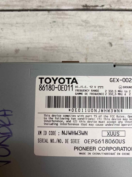 Toyota Tundra radio am fm 2014 2021 radio satellite receiver assy OEM 861800E011