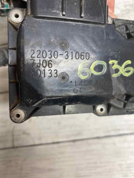 10 22 TOYOTA 4RUNNER CONJUNTO DE VÁLVULA DEL CUERPO DEL ACELERADOR OEM 2203031060 