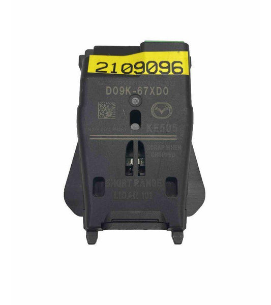 Sensor de radar precolisión para cámara frontal Scion IA (2016 a 2018) OEM D09K67XD0