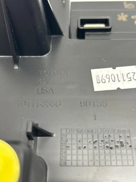 2024 TOYOTA COROLLA OVERHEAD CONSOLE DOOM LIGHT SEDAN ASSY OEM 8126002F60C0