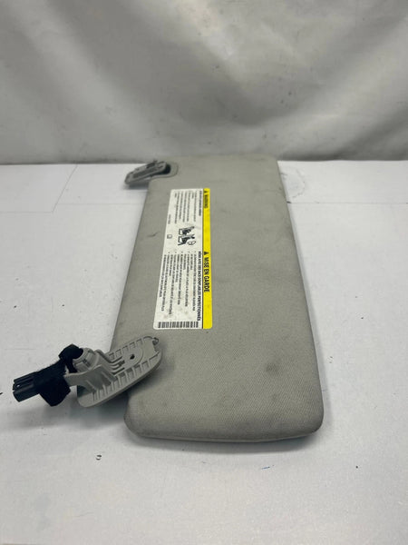 2019 2020 2021 2022 2023 JEEP CHEROKEE SUN VISOR RIGHT SIDE ASSY ILLUMINATION