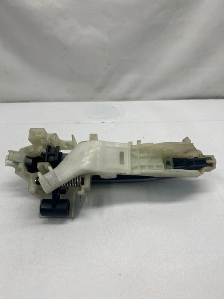 2017 TO 2020 HYUNDAI ELANTRA DOOR HANDLE OUTSIDE REAR LEFT SIDE ASSY OEM 82651F2010