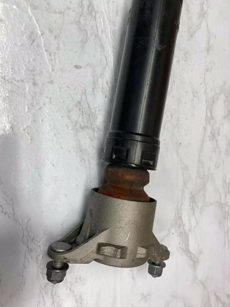 2014 15 16 17 18 19 MERCEDES CLA250 APOYO TRASERO DERECHO LADO DEL PASAJERO APOYO OEM 182043260598