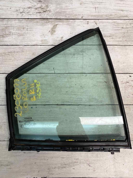 Toyota Corolla vent glass window 2020 to 2022 sedan rear right OEM 6812302430