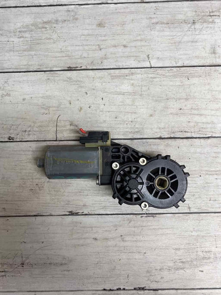 2015 VOLKSWAGEN JETTA NO GLI MOTOR DO ASSENTO LATERAL DO MOTORISTA DIANTEIRO ESQUERDO OEM 0390203469