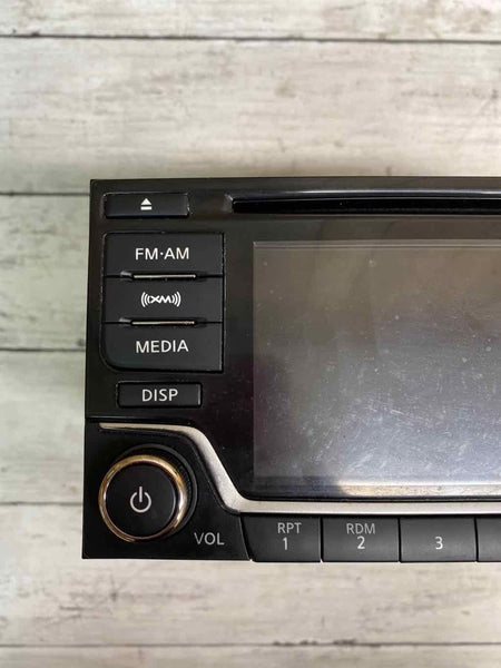 2017 2019 NISSAN SENTRA RADIO RECEIVER & DISPLAY SCREEN 5.0" OEM 281854AF6A
