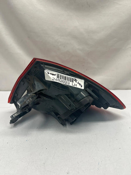 2012 2013 2014 2015 BMW 320 TAIL LIGHT QUARTER PANEL MOUNTED LEFT SIDE ASSEMBLY