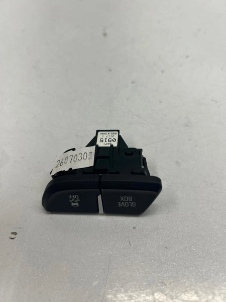 2022 CHEVROLET BLAZER GLOVE BOX & TRACTION CONTROL SWITCH OEM 84710915