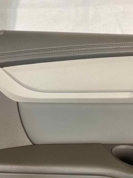 2013 2017 CHEVROLET TRAVERSE REAR LEFT DOOR TRIM PANEL OEM GRAY 22854949