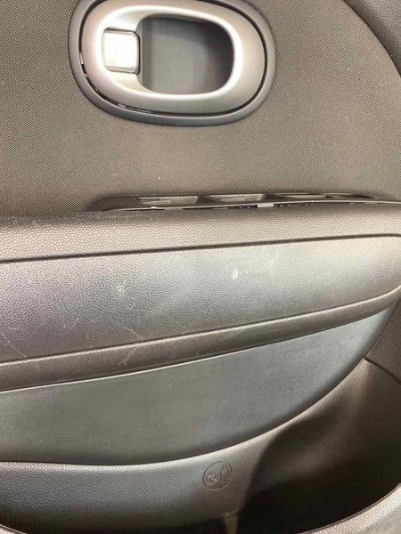 14 19 KIA SOUL LH PANEL DE MOLDURA DE PUERTA DELANTERA IZQUIERDA OEM NEGRO 82307B2030DT1