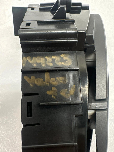 2016 HYUNDAI VELOSTER DASH SWITCH TRACTION CONTROL & HEATER SEAT OEM 299103772