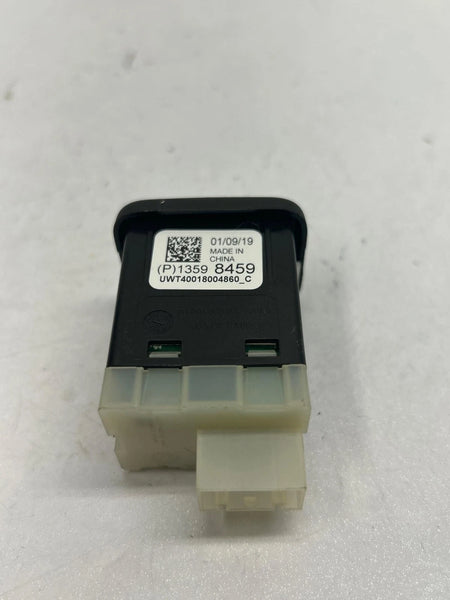 2019 CHEVROLET EQUINOX CENTER CONSOLE DUAL PORT USB CHARGER ASSEMBLY