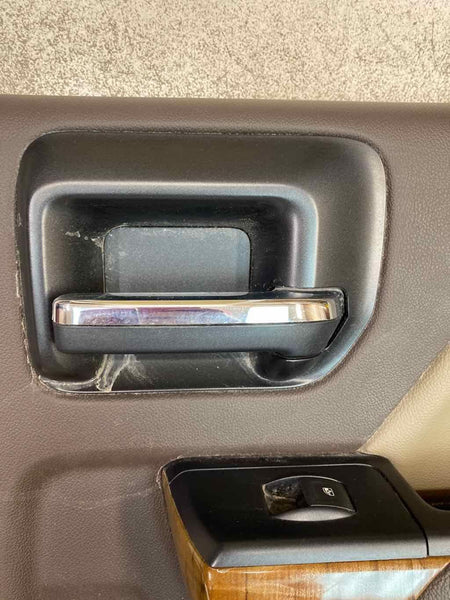 2018 GMC SIERRA PORTA PAINEL GUARNIÇÃO CABINE ESTENDIDA TRASEIRA LADO DIREITO COCOA OEM 23387426