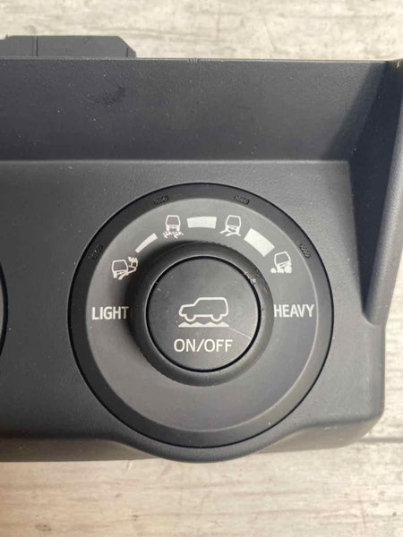 INTERRUPTOR DE CONTROL DE ARRASTRE DE TOYOTA 4RUNNER 2017 INTERRUPTOR 4X4 OEM 75D949 PERILLA IZQUIERDA FALTANTE