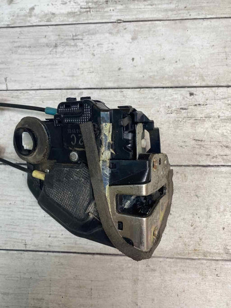 2006 2008 TOYOTA RAV4 TRASEIRA ESQUERDA TRAVA DA PORTA ATUADOR OEM 6906042020 LH