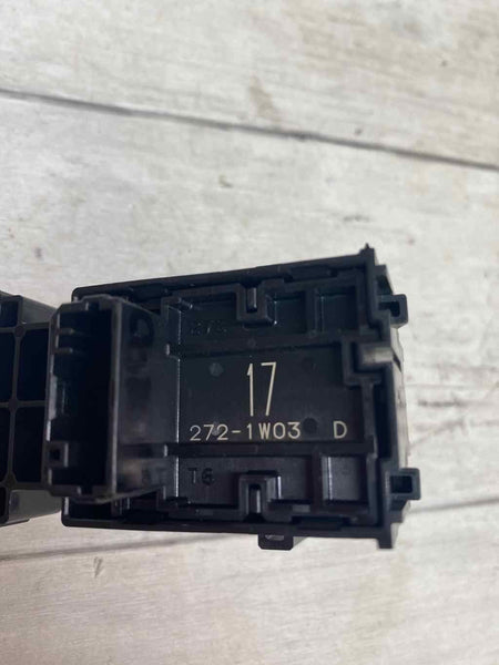 Interruptor de ventanilla delantera derecha para Toyota Corolla Sedán 2022 OEM 2721W03D