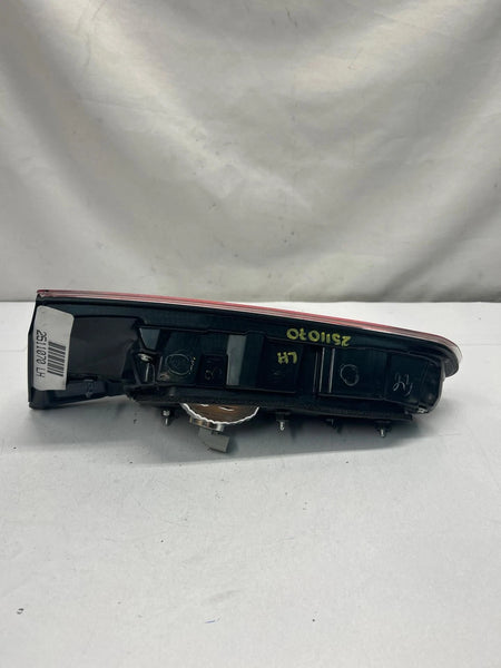 2022 2025 TOYOTA COROLLA CROSS TAIL LIGHT LIFTGATE MOUNTED LED LEFT SIDE ASSY
