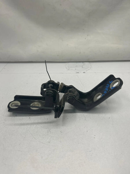 2017 CHEVY SILVERADO 1500 DOOR HINGE FRONT LEFT SIDE ASSY