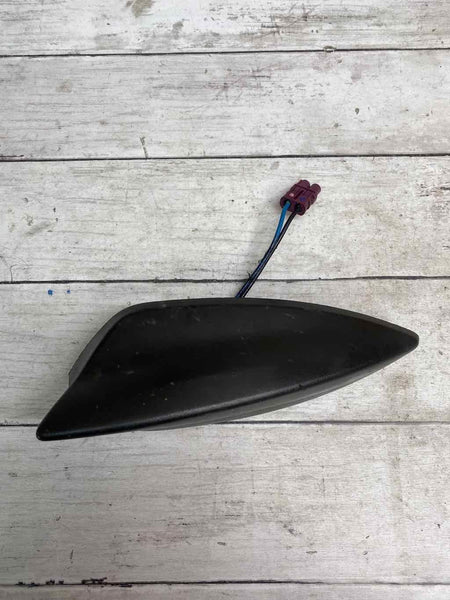 Chevy Cruze radio antenna fm 19 roof shark fin black textured assy OEM 23370701