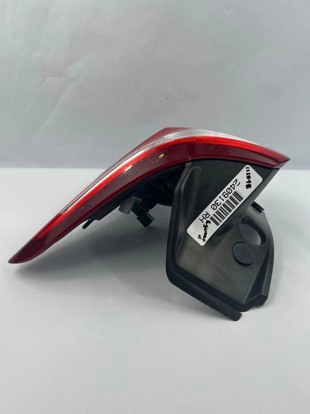 2018 2021 CHEVROLET EQUINOX TAIL LIGHT QUARTER RIGHT SIDE ASSY OEM 84373388