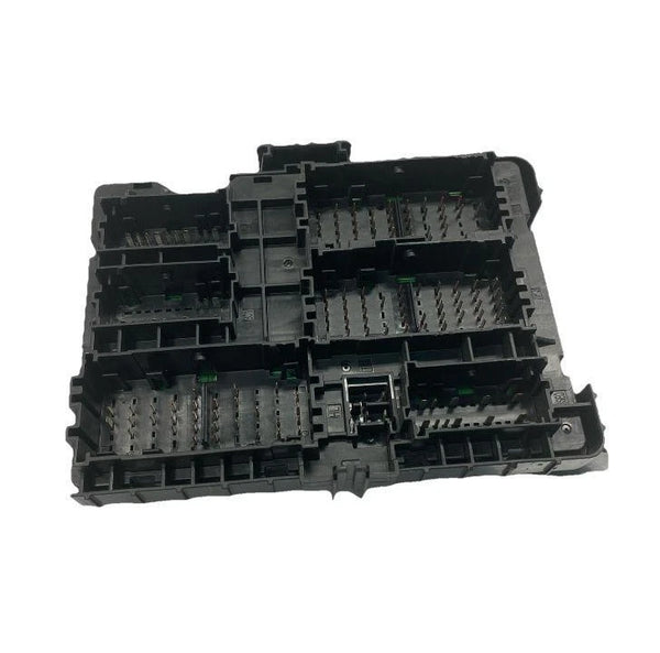 2020 GMC YUKON JUNCTION BOX FUSE RELAY CABIN BLOCK BOX ASSEMBLY OEM 84114438