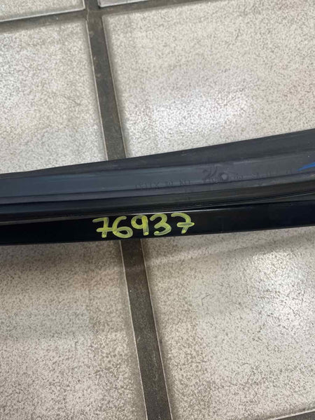 Faixa d'água Toyota Camry 2018 2023 moldura lateral esquerda traseira OEM 6815206170