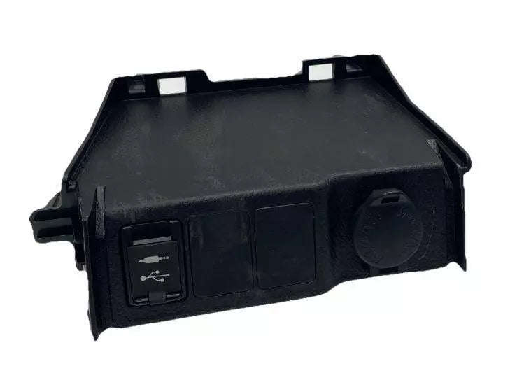 14 15 16 17 18 19 TOYOTA COROLLA CENTER CONSOLE USB PORT & JACK AUDIO ADAPTOR OEM 861900R010