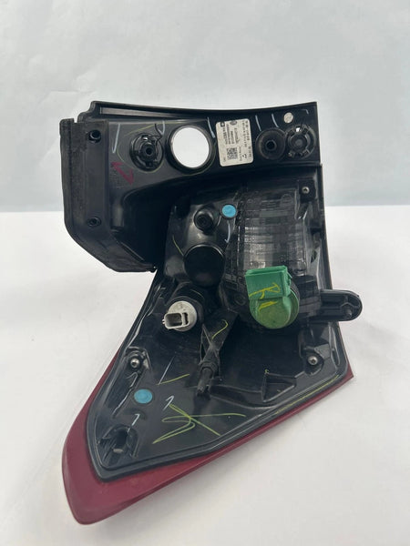 2018 2021 CHEVROLET EQUINOX TAIL LIGHT QUARTER RIGHT SIDE ASSY OEM 84373388