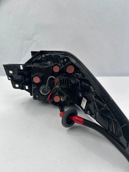 2019 TO 2025 TOYOTA RAV-4 TAIL LIGHT QUARTER PANEL LEFT SIDE ASSY OEM 8156142220