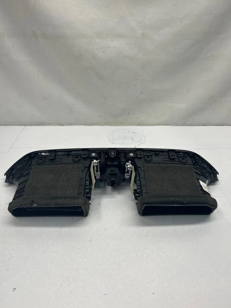 2020 KIA FORTE AIR CONDITIONER VENT CENTER ASSY OEM 97420M7000