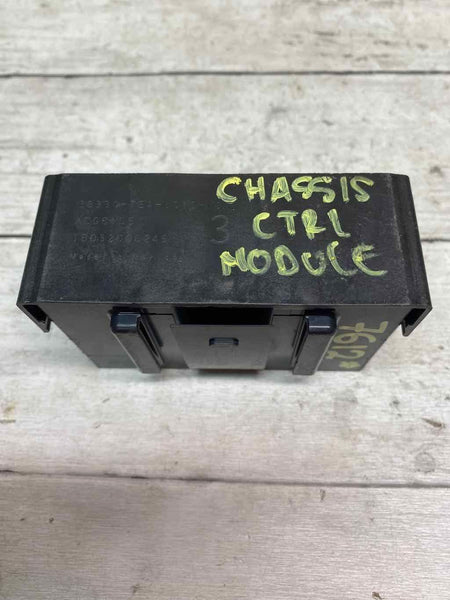 2018 HONDA HRV FUSE RELAY JUNCTION BLOCK BOX MODULE OEM 38330T5AJ01