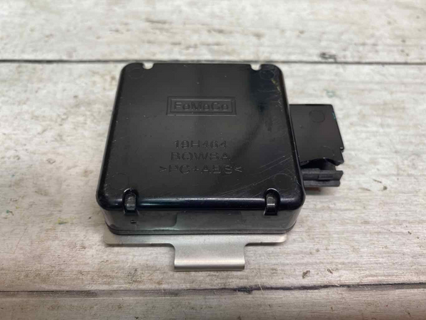 2015 FORD PICKUP F150 GPS ANTENNA CONTROL MODULE UNIT OEM FL3T19H464BB