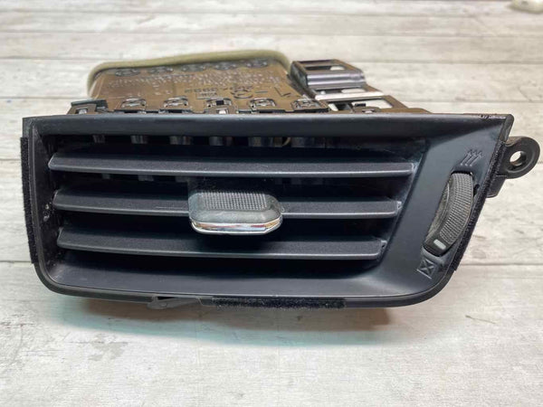 Chevy Silverado ac vent 2018 hvac ac heater vent left driver side OEM 20943682