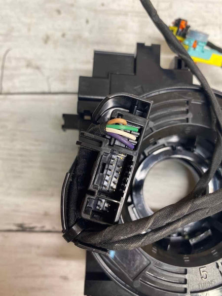 2020 TOYOTA COROLLA CLOCKSPRING OEM 843080R030 BROKEN PLUGS