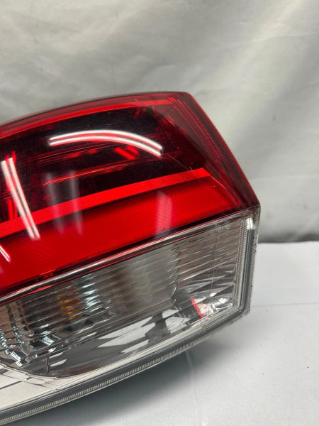 2017 2018 2019 TOYOTA HIGHLANDER TAIL LIGHT QUARTER PANEL MOUNTED LEFT SIDE ASSY