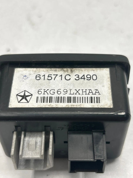 2021 DODGE RAM PROMASTER 2500 CENTER CONSOLE AUXILIAR & PORT CHARGER ASSY
