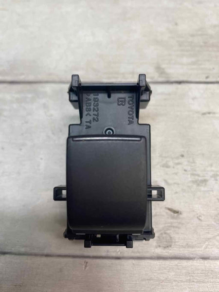 Interruptor de ventanilla delantera derecha para Toyota Corolla Sedán 2022 OEM 2721W03D