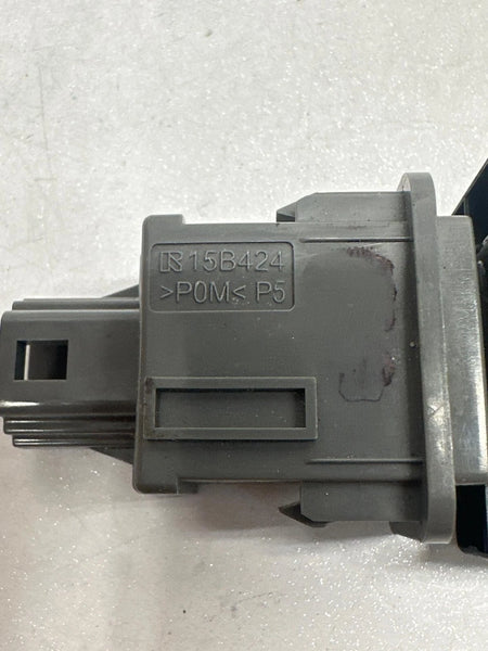 2021 TOYOTA CHR DASH SWITCH HAZARD LIGHT EMERGENCY CONTROL ASSY OEM 15B424