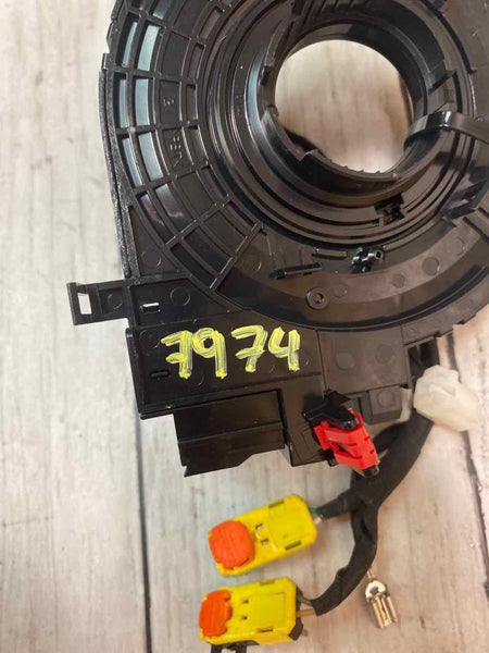 2020 TOYOTA COROLLA CLOCKSPRING 843080R030 OEM PLUGS BROKEN
