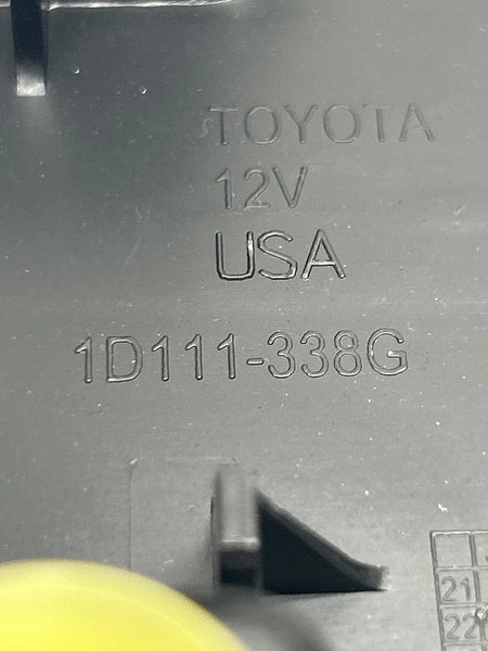 2023 2024 2025 TOYOTA COROLLA OVERHEAD CONSOLE DOOM LIGHT SEDAN ASSY