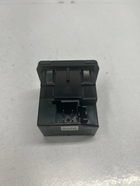 2019 JEEP CHEROKEE POWER OUTLET INVERTER ASSY